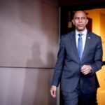 Hakeem Jeffries est réélu à la tête du parti démocrate à la Chambre des représentants