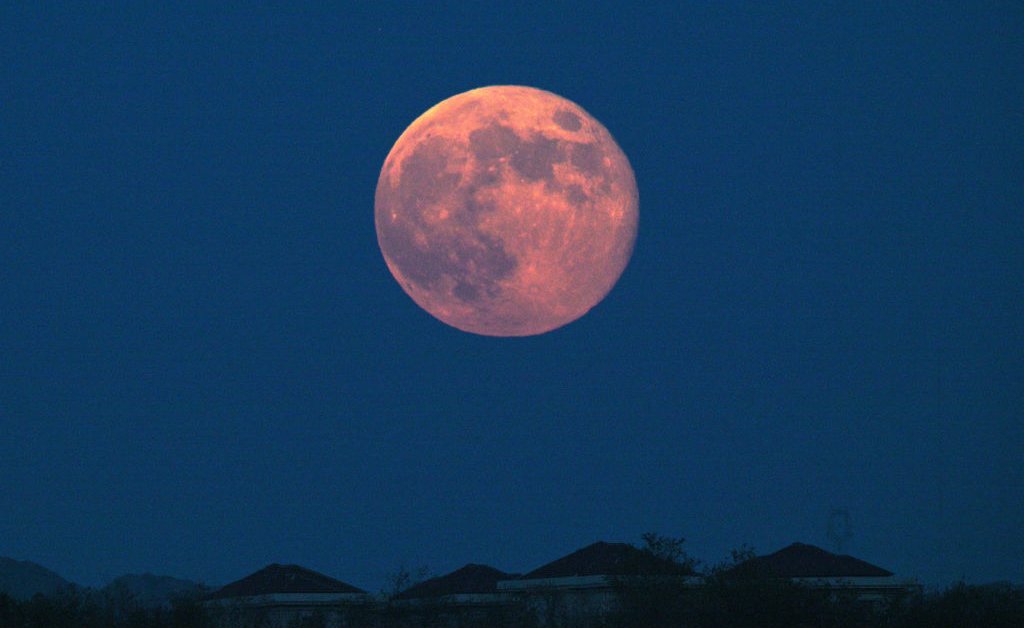 La Terre fait ses adieux à sa « mini-lune » temporaire