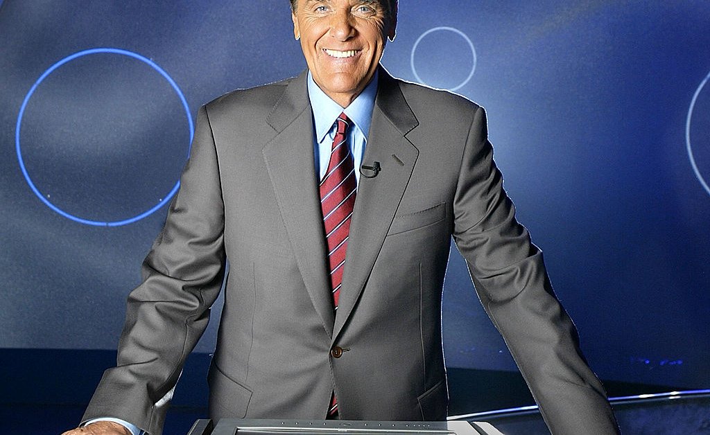 Chuck Woolery, animateur de Love Connection et Scrabble, décède à 83 ans