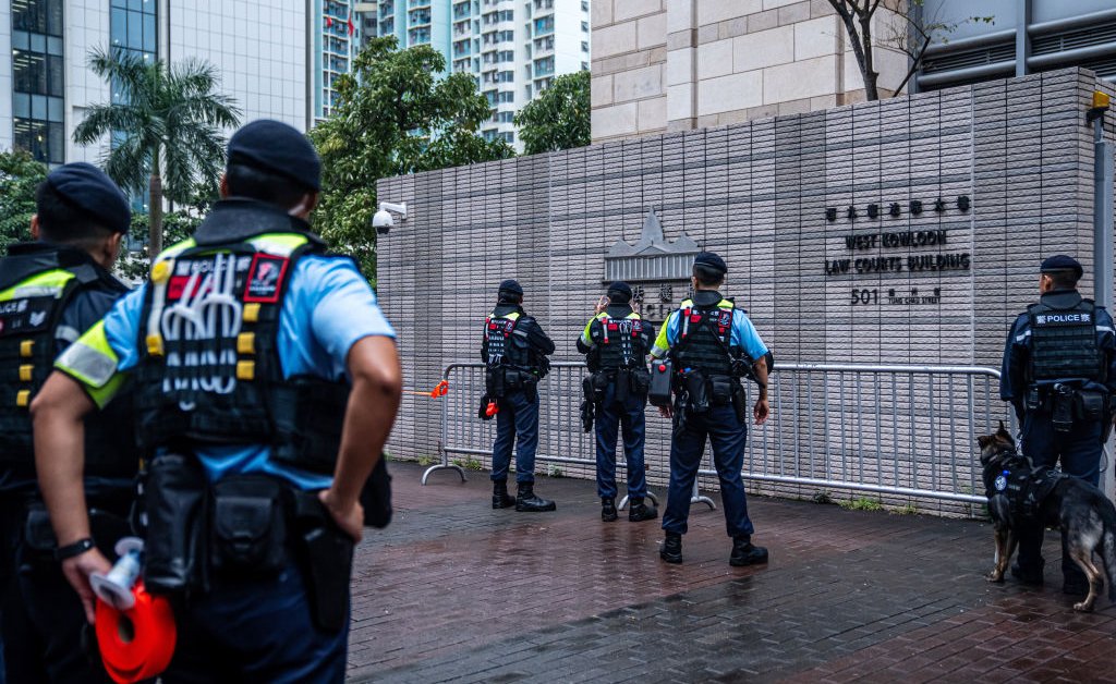 Hong Kong emprisonne des dizaines de militants dans une affaire historique de sécurité nationale