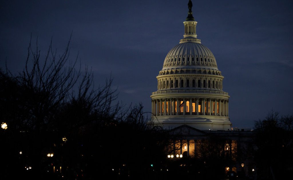 Comment une fermeture du gouvernement affecterait les Américains